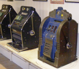 history of slot machines