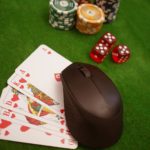 when should you bluff in poker